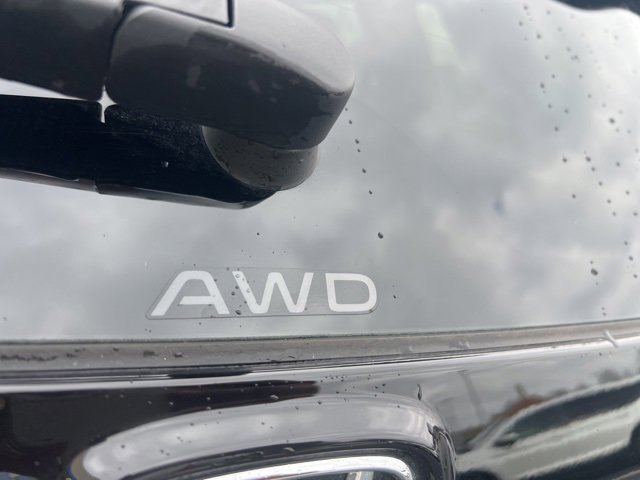 Used 2024 Honda CR-V Sport Touring image 10