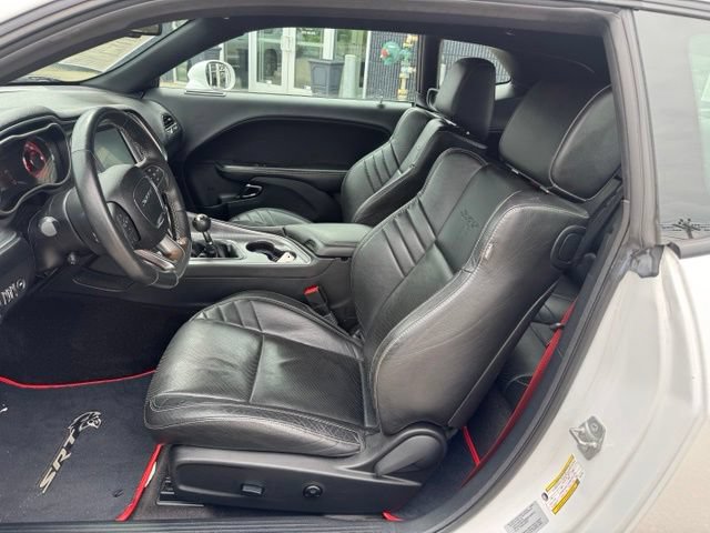 Used 2015 Dodge Challenger SRT Hellcat RWD image 20