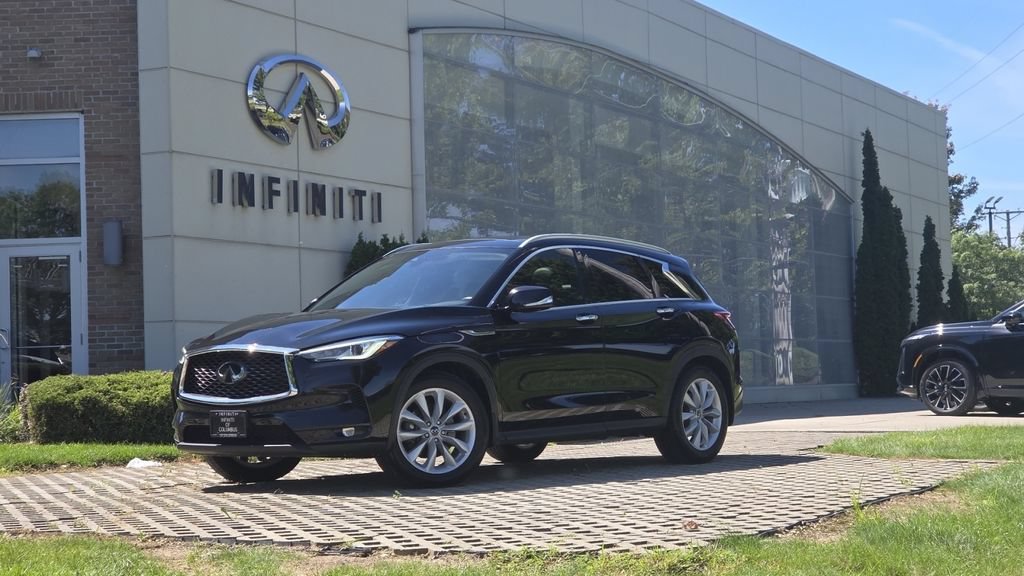 Used 2019 INFINITI QX50 Essential w/ Proactive Package AWD/4WD image 2