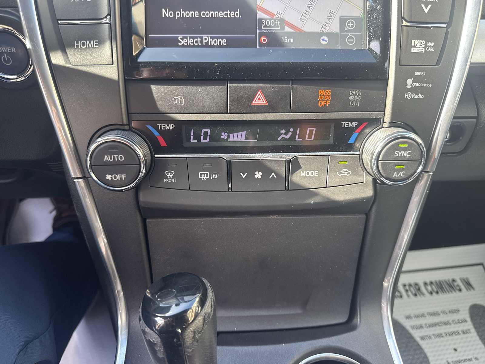 Used 2015 Toyota Camry SE image 18