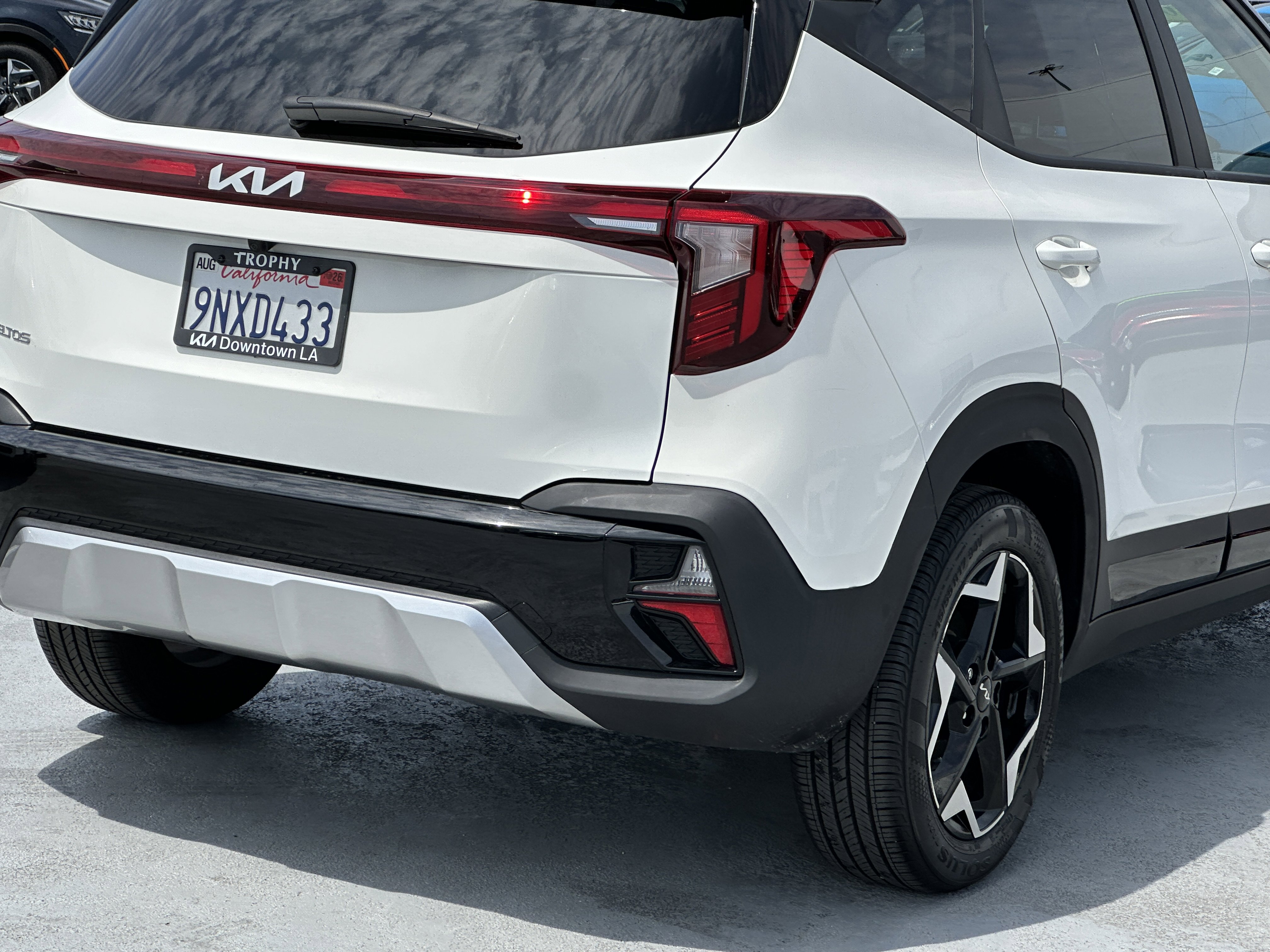 Certified 2025 Kia Seltos S image 7