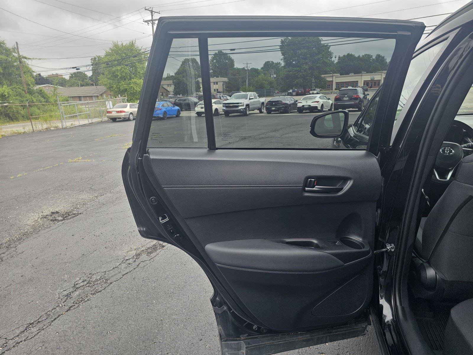 Used 2022 Toyota Corolla Cross LE image 58