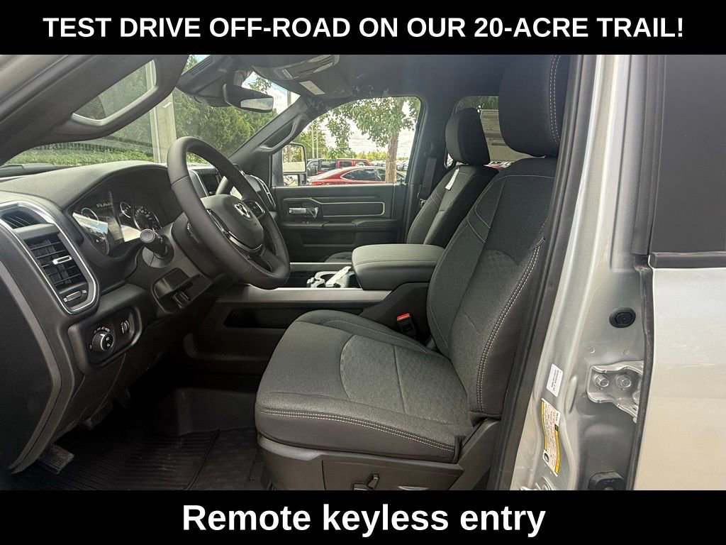 New 2026 RAM 2500 Big Horn AWD/4WD image 11