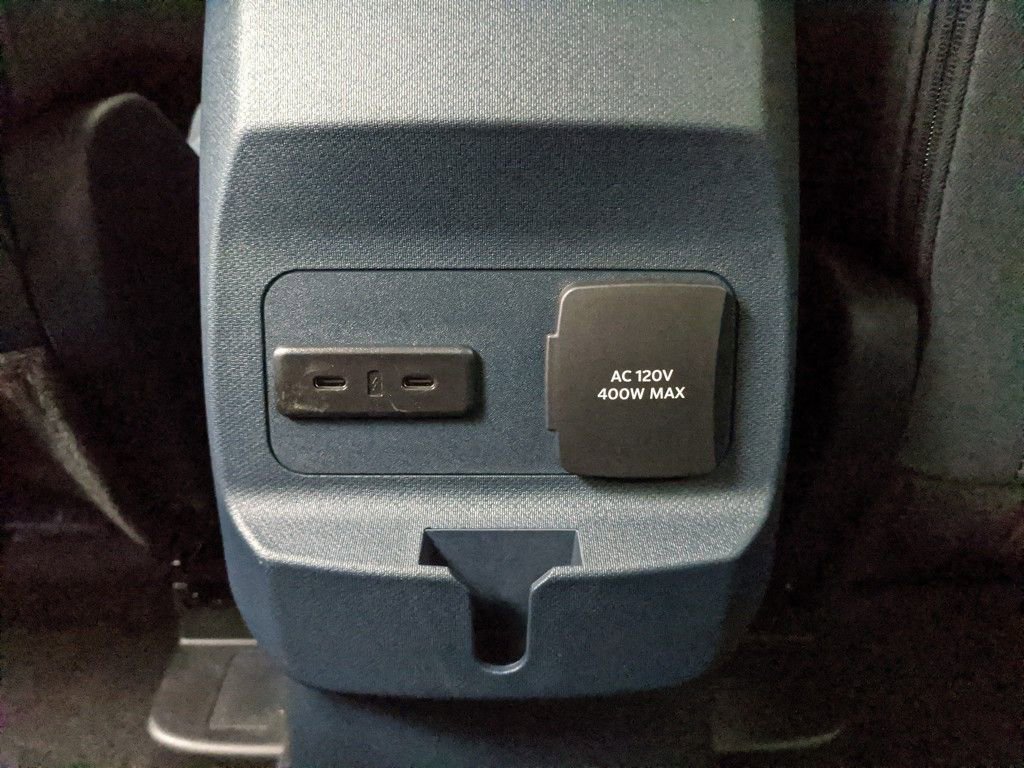 New 2025 Ford Maverick XLT w/ XLT Luxury Package image 19