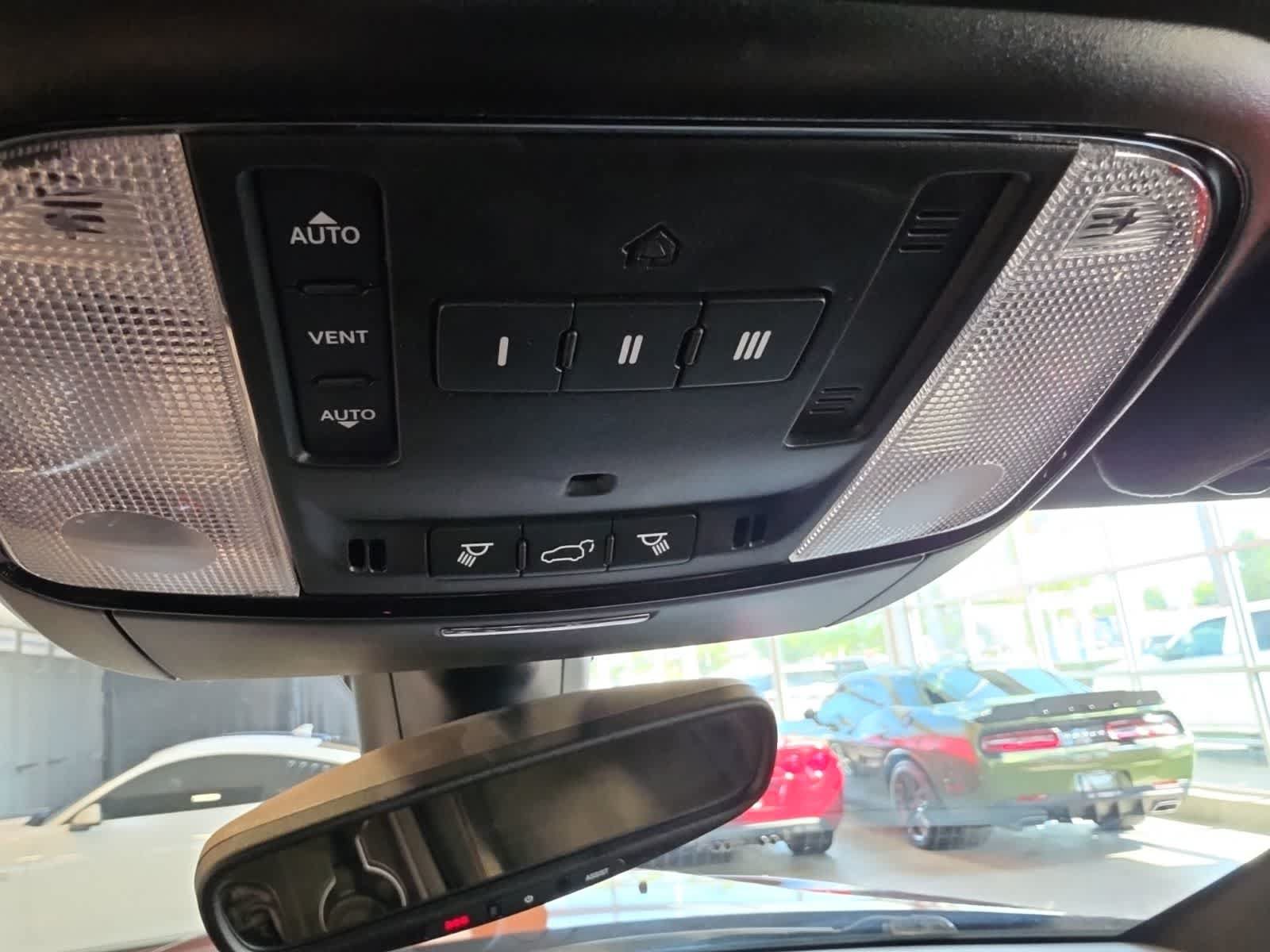 Used 2021 Dodge Durango R/T w/ Premium Interior Group AWD/4WD image 26