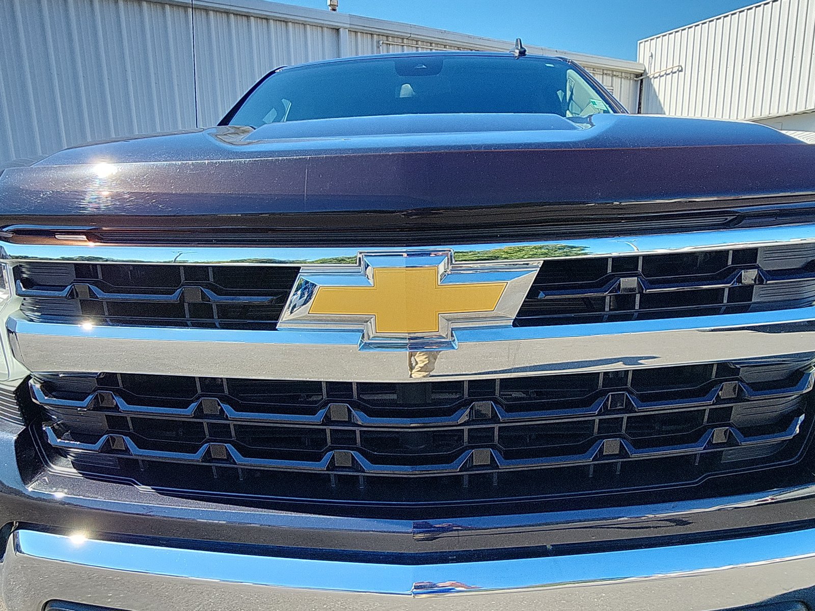 Used 2023 Chevrolet Silverado 1500 LT AWD/4WD image 14