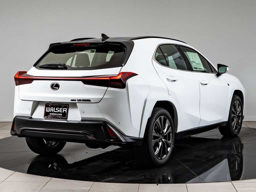 New 2026 Lexus UX 300h AWD image 10