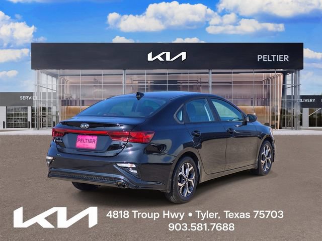 Certified 2021 Kia Forte LXS FWD image 6