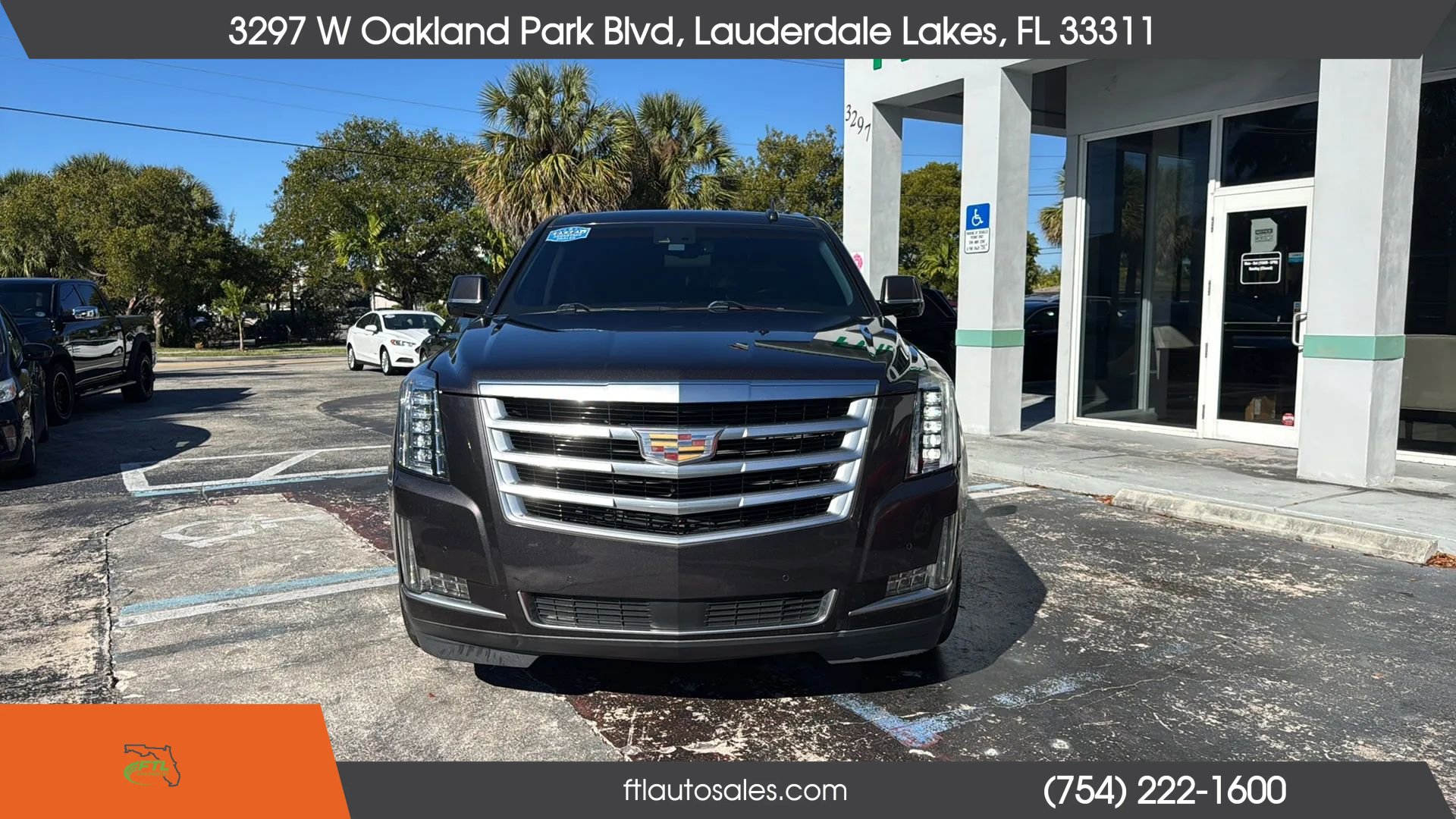 Used 2015 Cadillac Escalade Premium RWD image 5