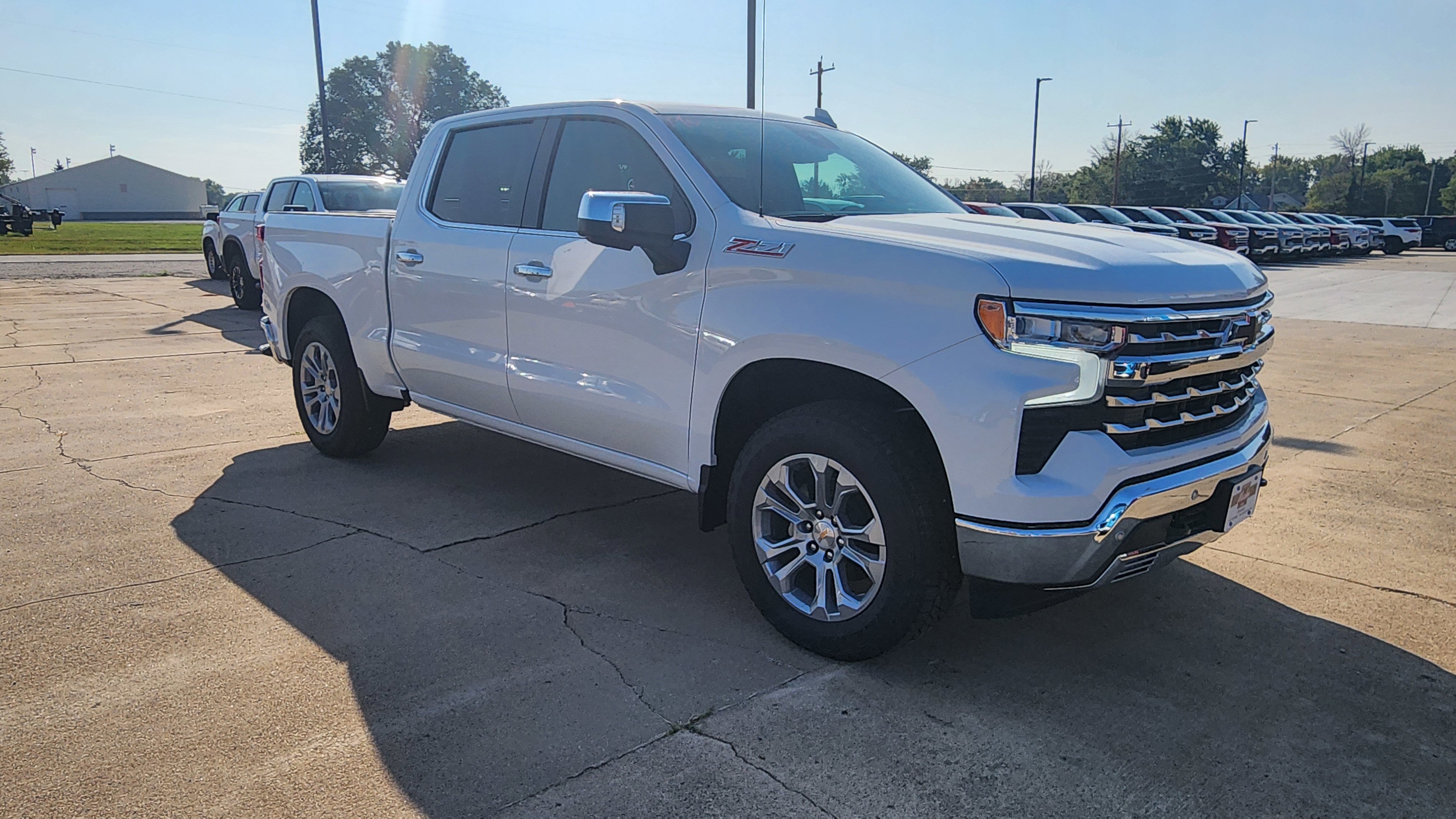 New 2026 Chevrolet Silverado 1500 LTZ w/ Z71 Off-Road Package image 4