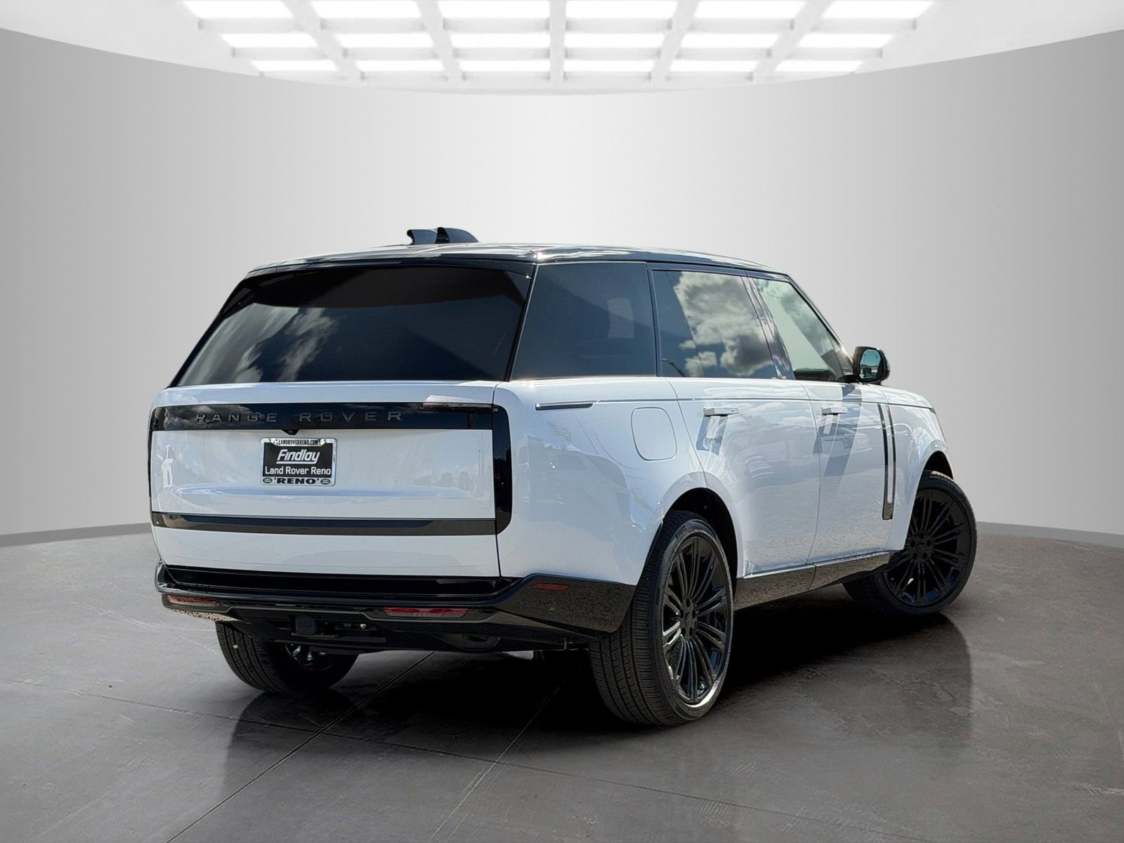 New 2026 Land Rover Range Rover Long Wheelbase SE image 5