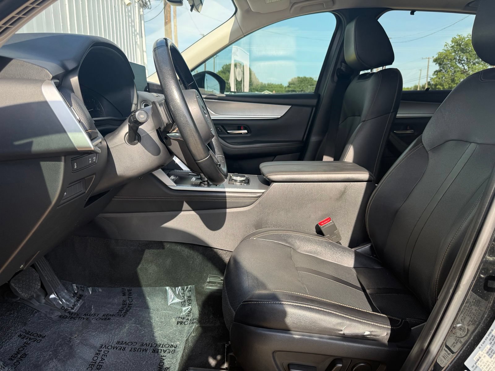 Used 2024 MAZDA CX-90 3.3 Turbo w/ Preferred Plus AWD/4WD image 23