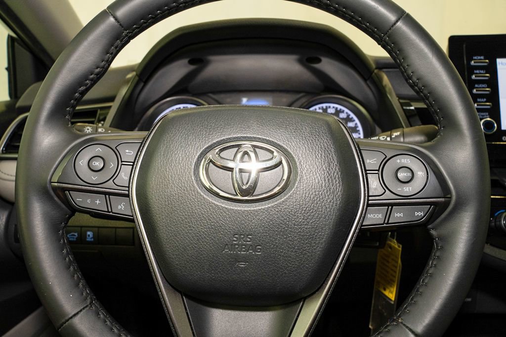 Used 2023 Toyota Camry SE FWD image 16