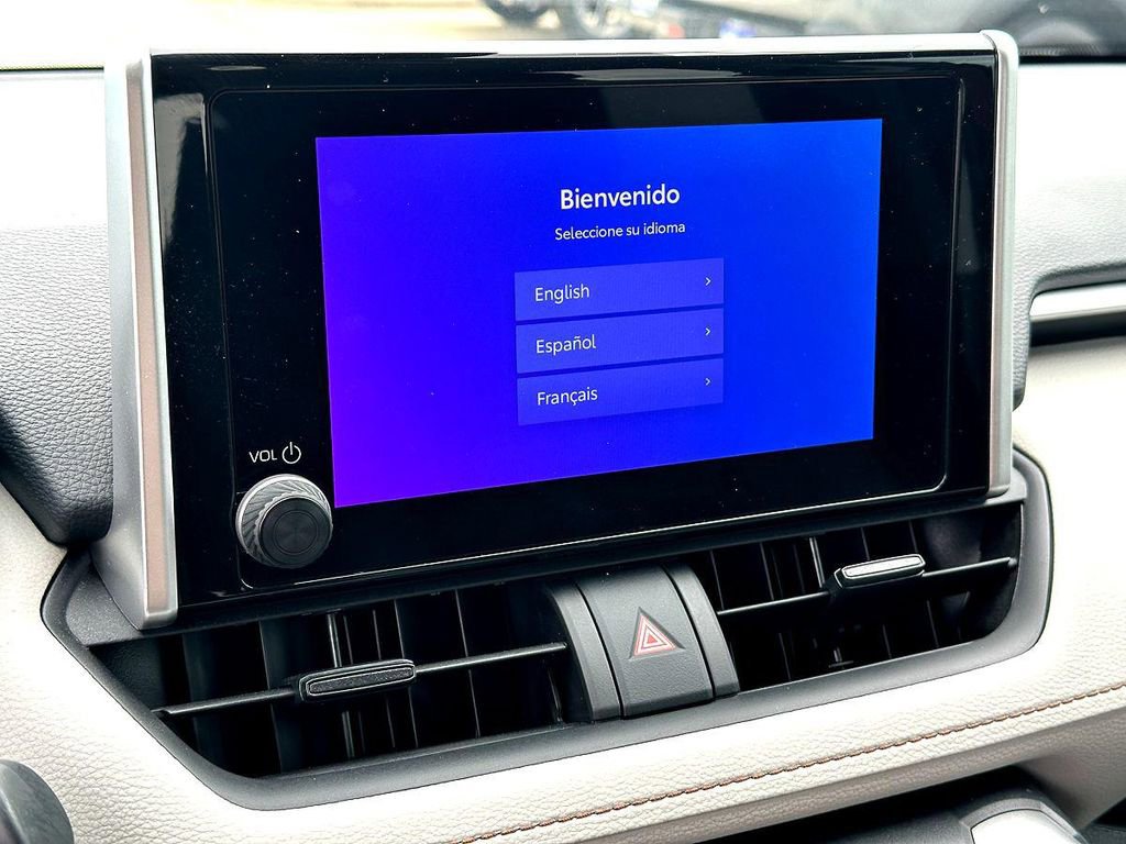 Used 2024 Toyota RAV4 XLE FWD image 16