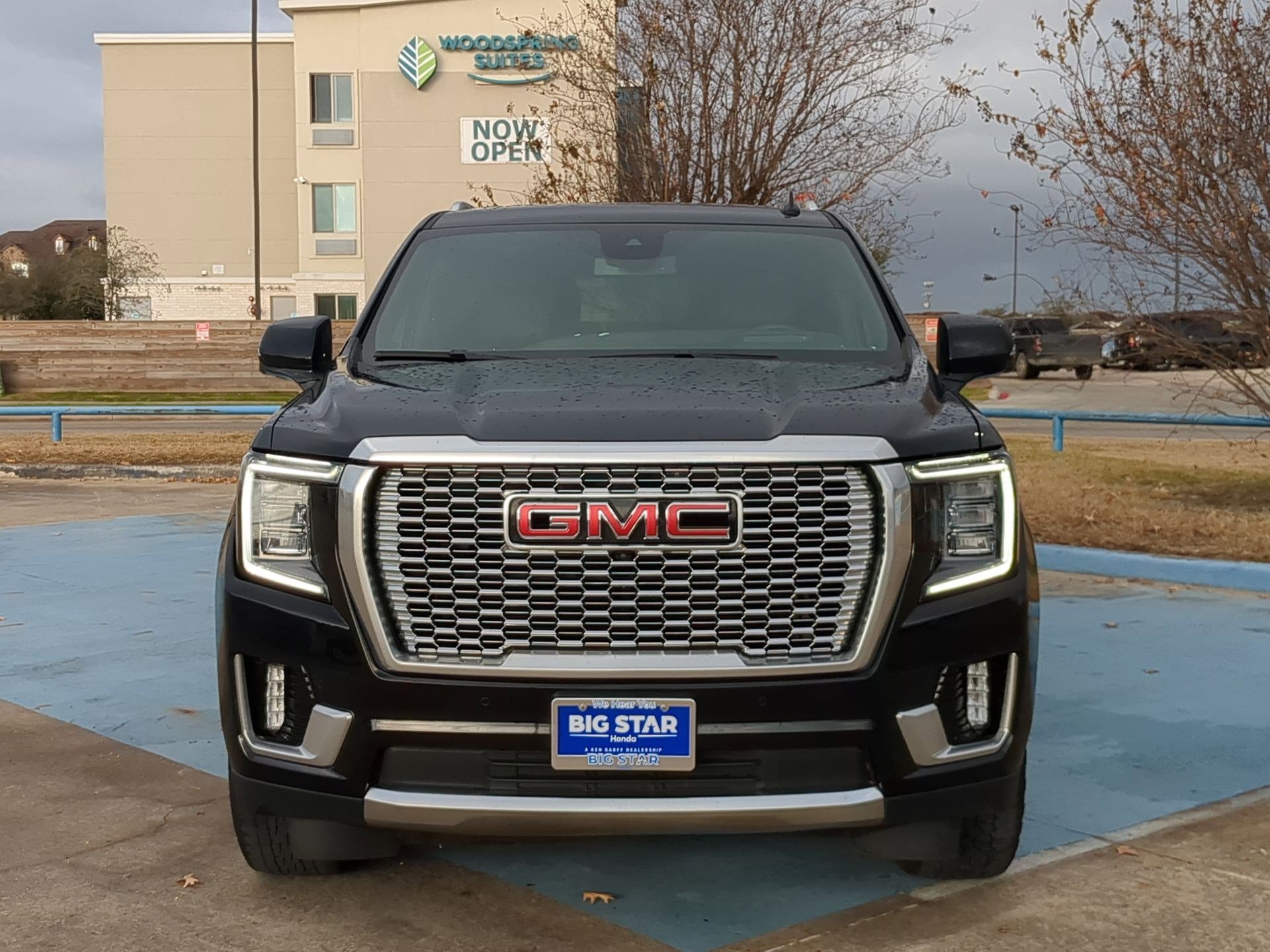 Used 2024 GMC Yukon Denali image 9