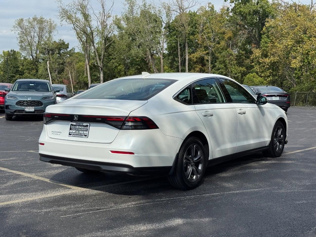 Used 2023 Honda Accord EX image 3