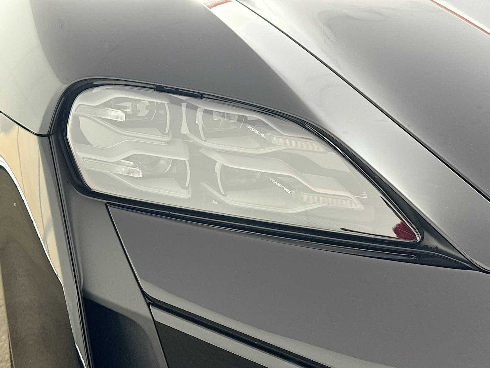 New 2026 Porsche Taycan Turbo AWD/4WD image 40