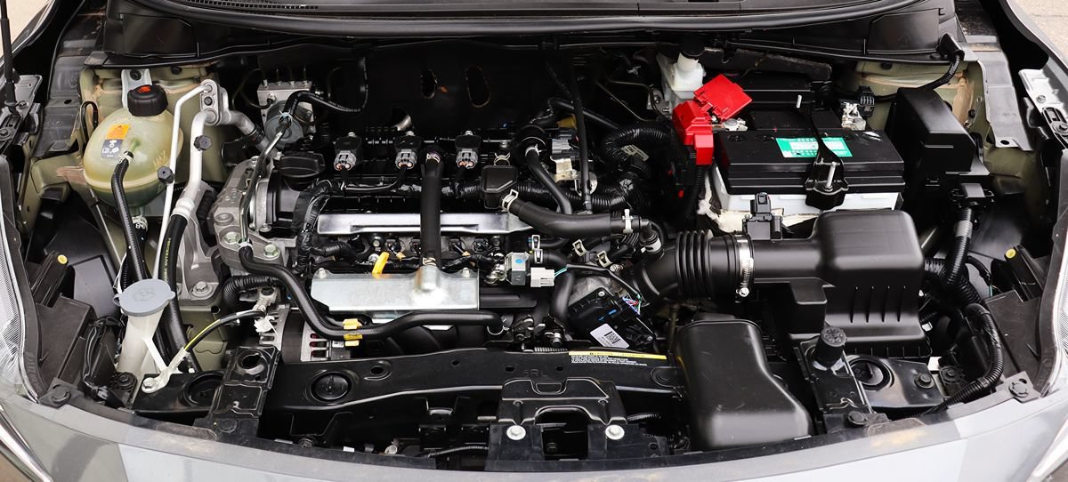 Used 2024 Nissan Versa S w/ Trunk Package FWD image 54