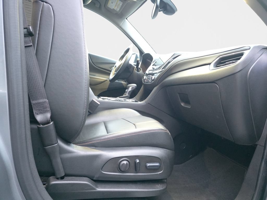 Used 2024 Chevrolet Equinox Premier AWD/4WD image 18
