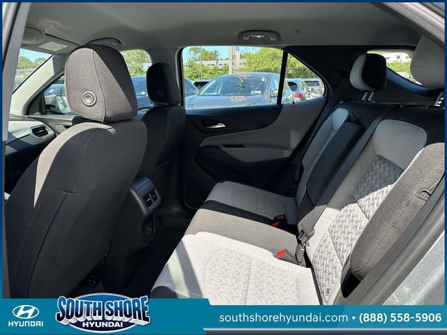 Used 2023 Chevrolet Equinox LS AWD/4WD image 12