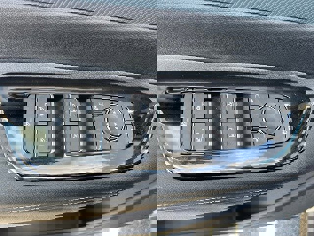 New 2025 Nissan Murano SL image 12