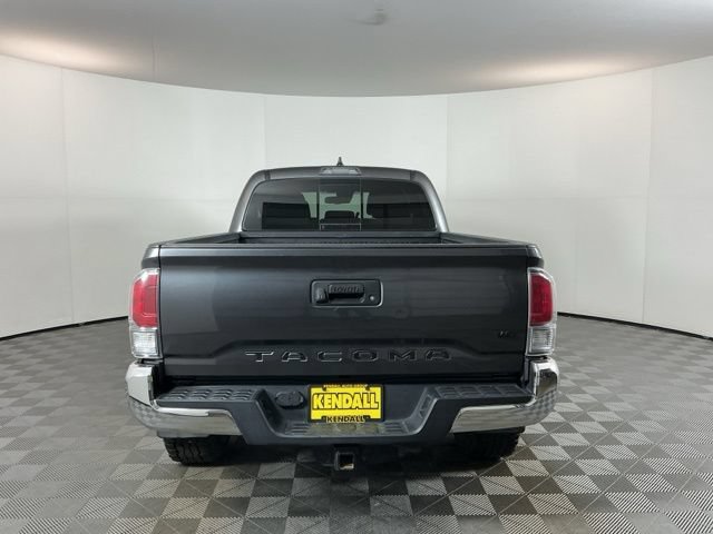 Used 2021 Toyota Tacoma TRD Off-Road AWD/4WD image 5