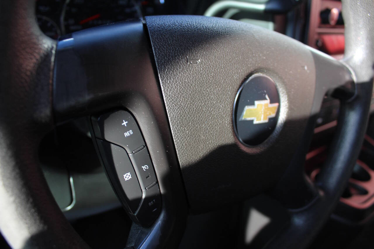 Used 2011 Chevrolet Express 3500 LT w/ LT Preferred Equipment Group image 13