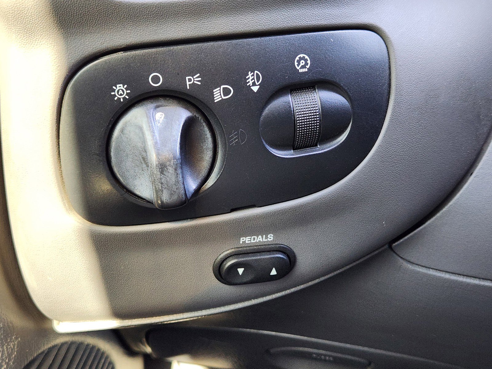 Used 2002 Ford F150 XLT image 17