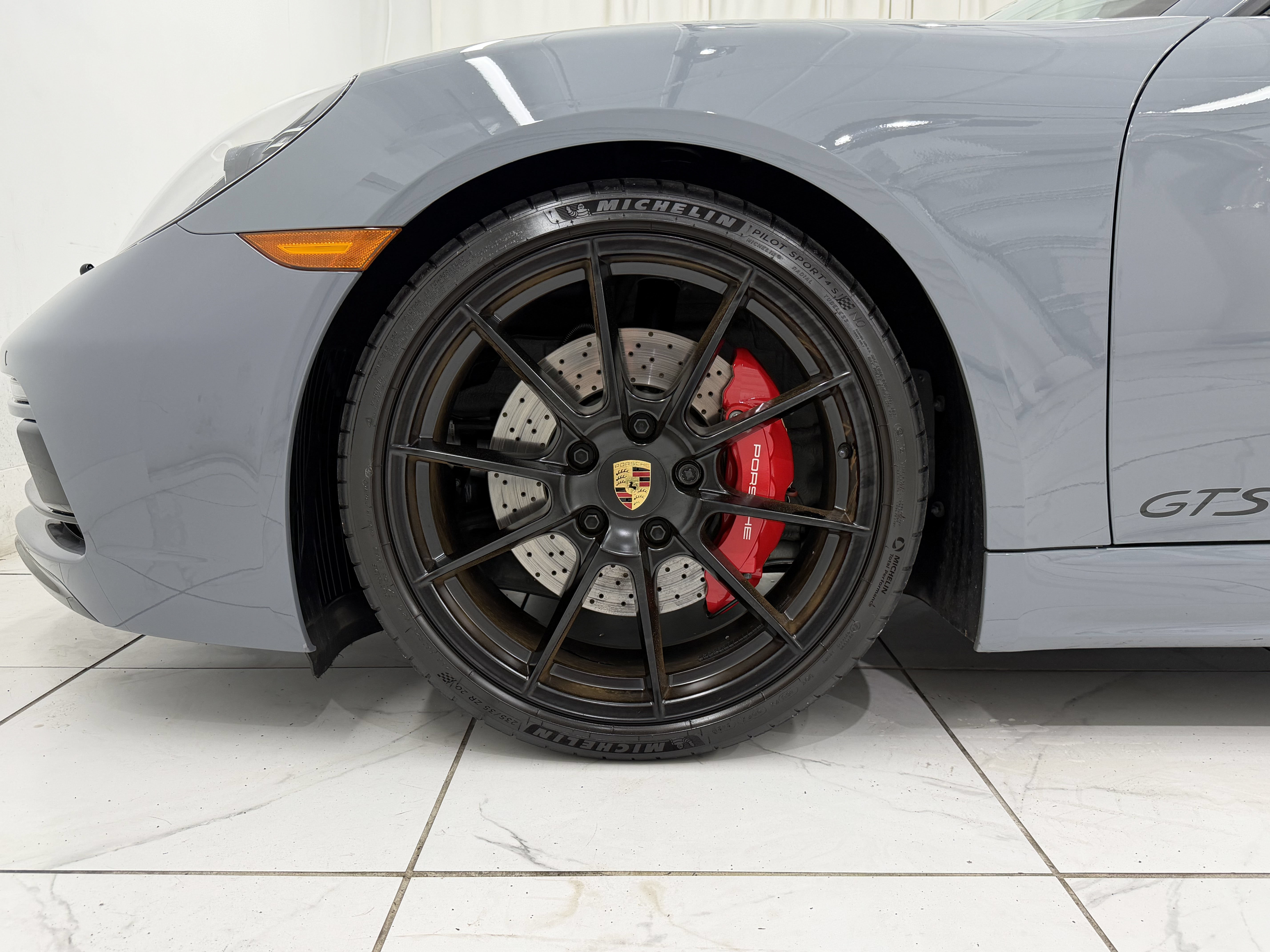 Used 2024 Porsche 718 Boxster GTS RWD image 19