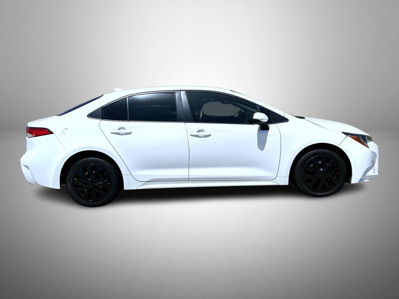 Used 2020 Toyota Corolla LE FWD image 4