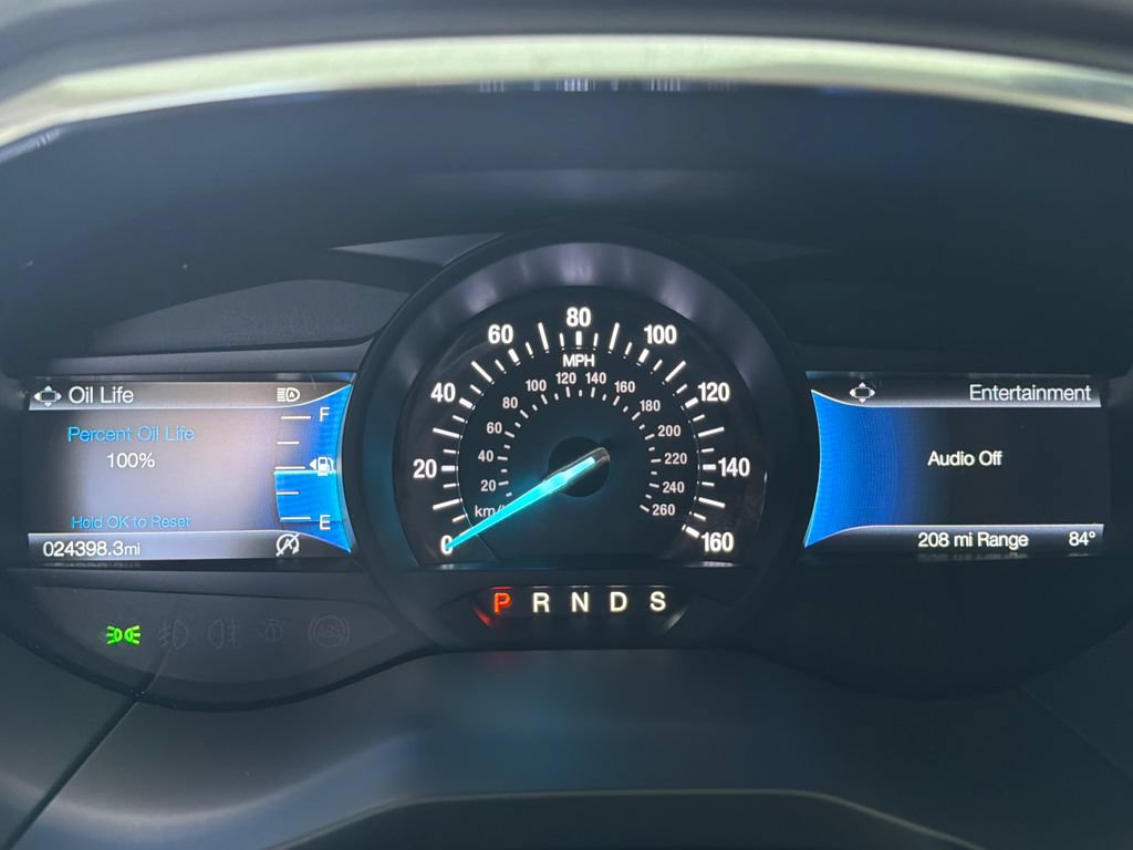 Used 2021 Ford Edge Titanium w/ Cargo Accessory Package FWD image 23