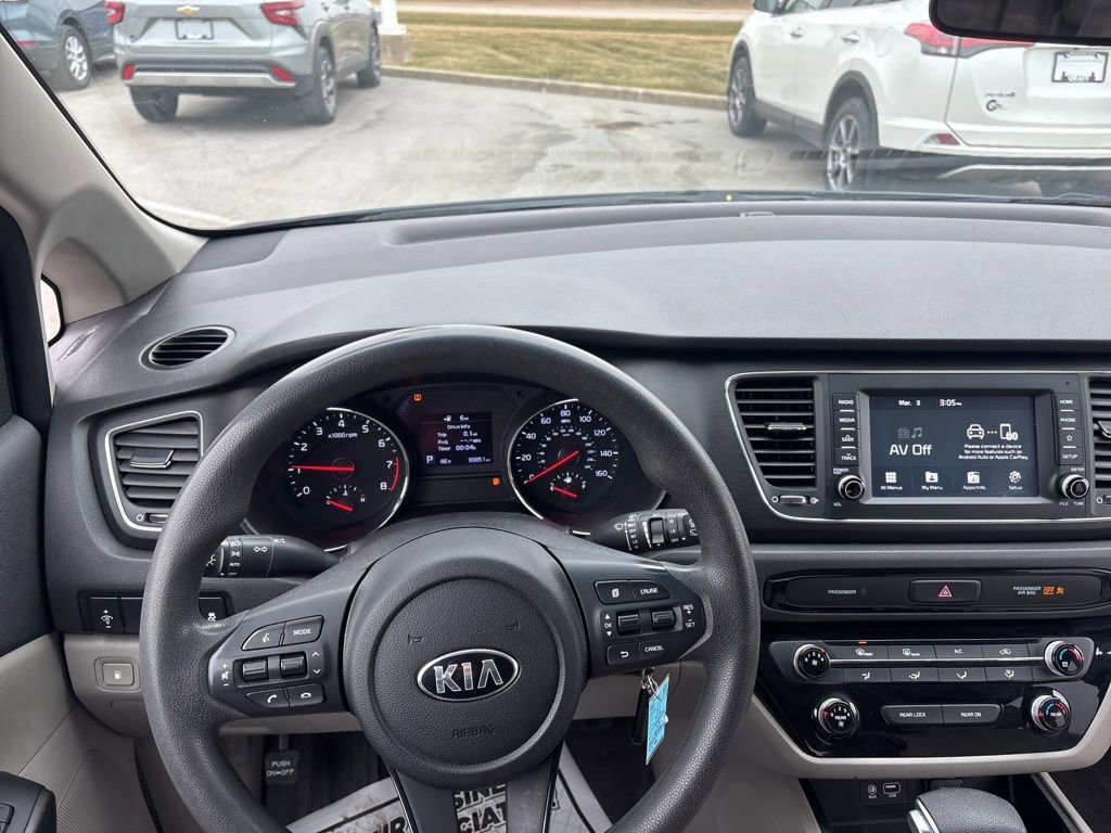 Used 2021 Kia Sedona LX image 36