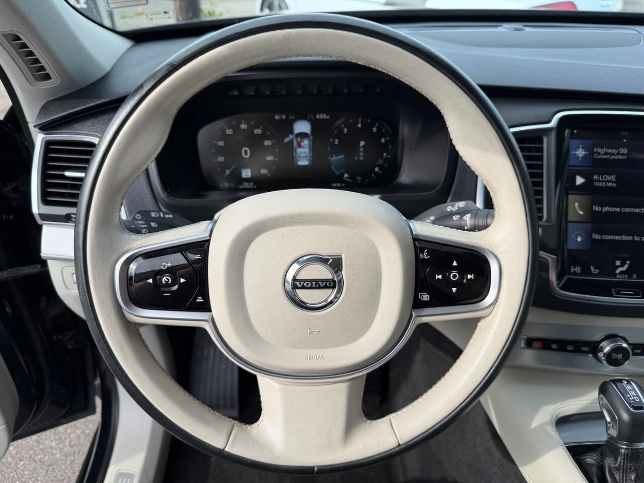 Used 2016 Volvo XC90 T5 Momentum AWD/4WD image 39