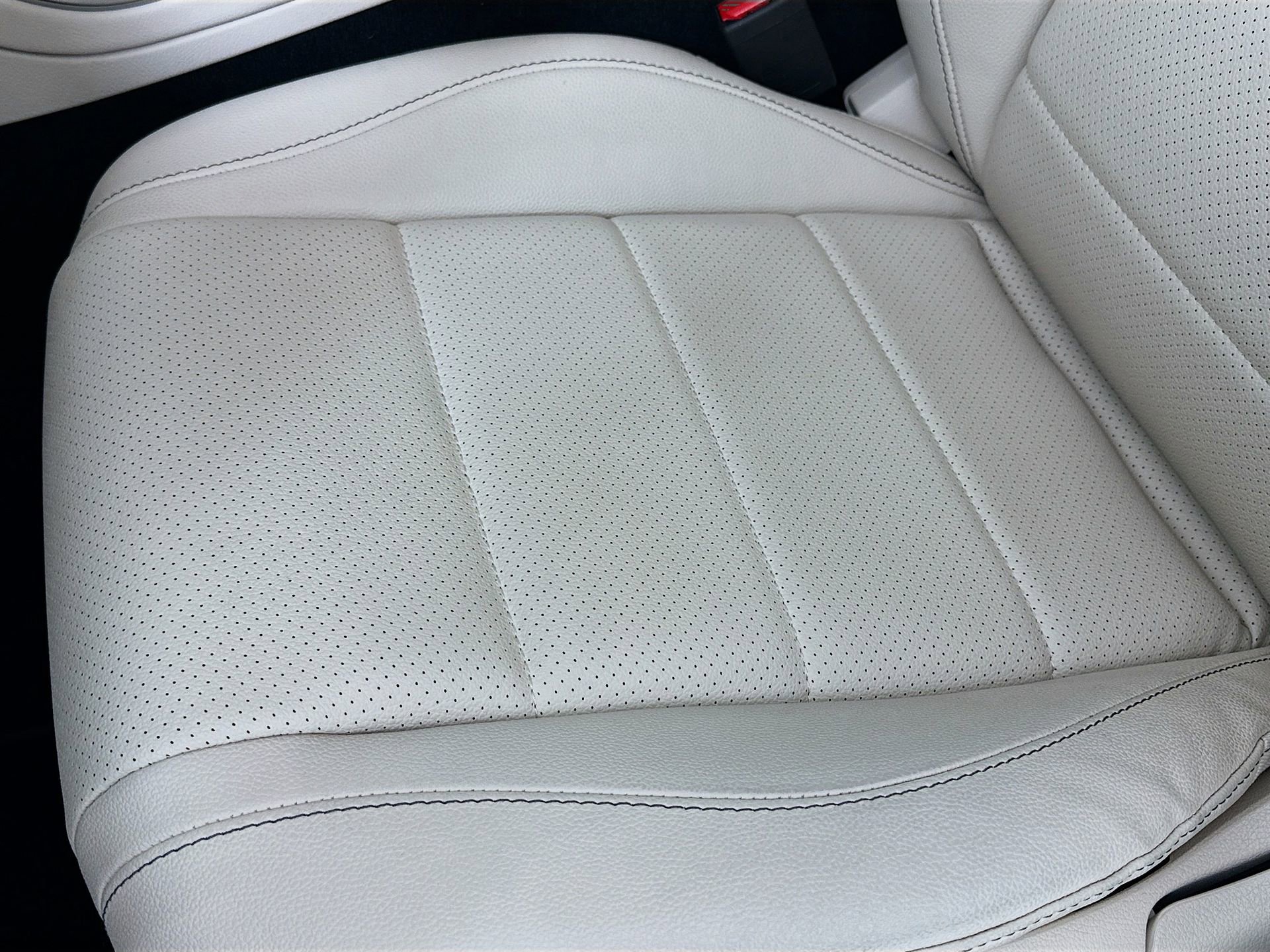 Certified 2025 Mercedes-Benz GLE 350 4MATIC image 21