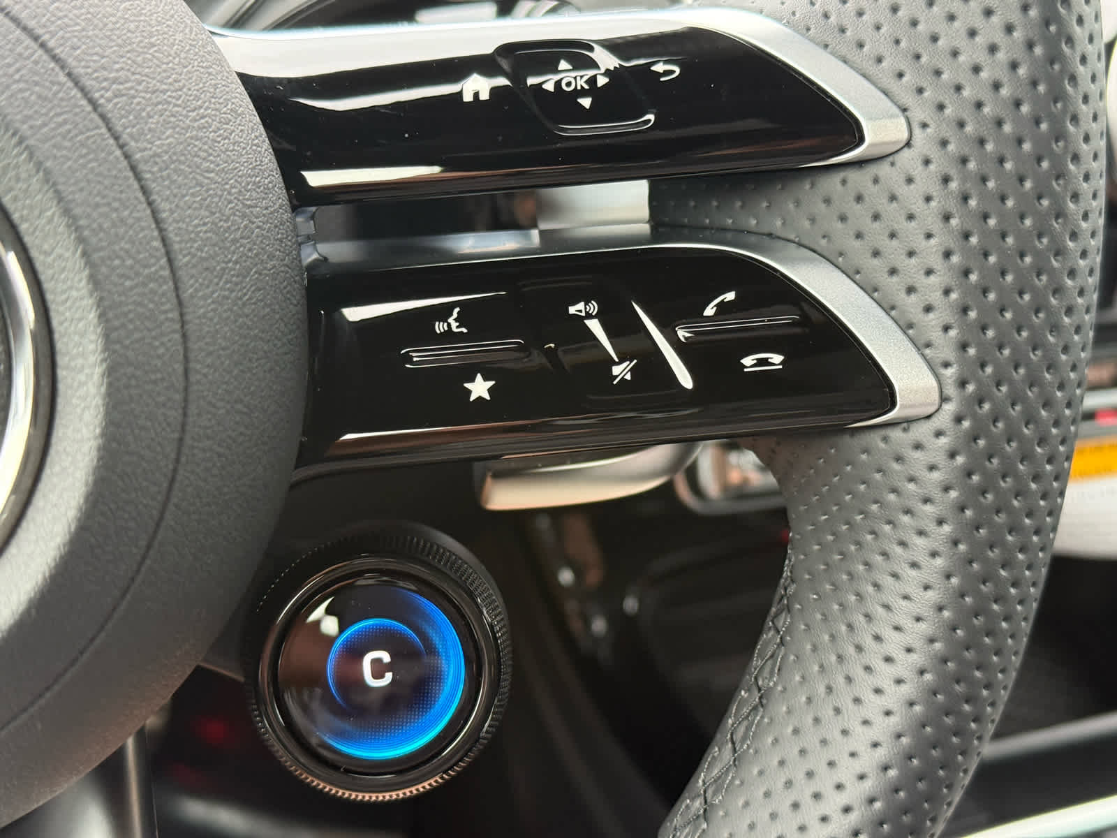 Used 2025 Mercedes-Benz CLA 35 AMG AMG CLA 35 image 21