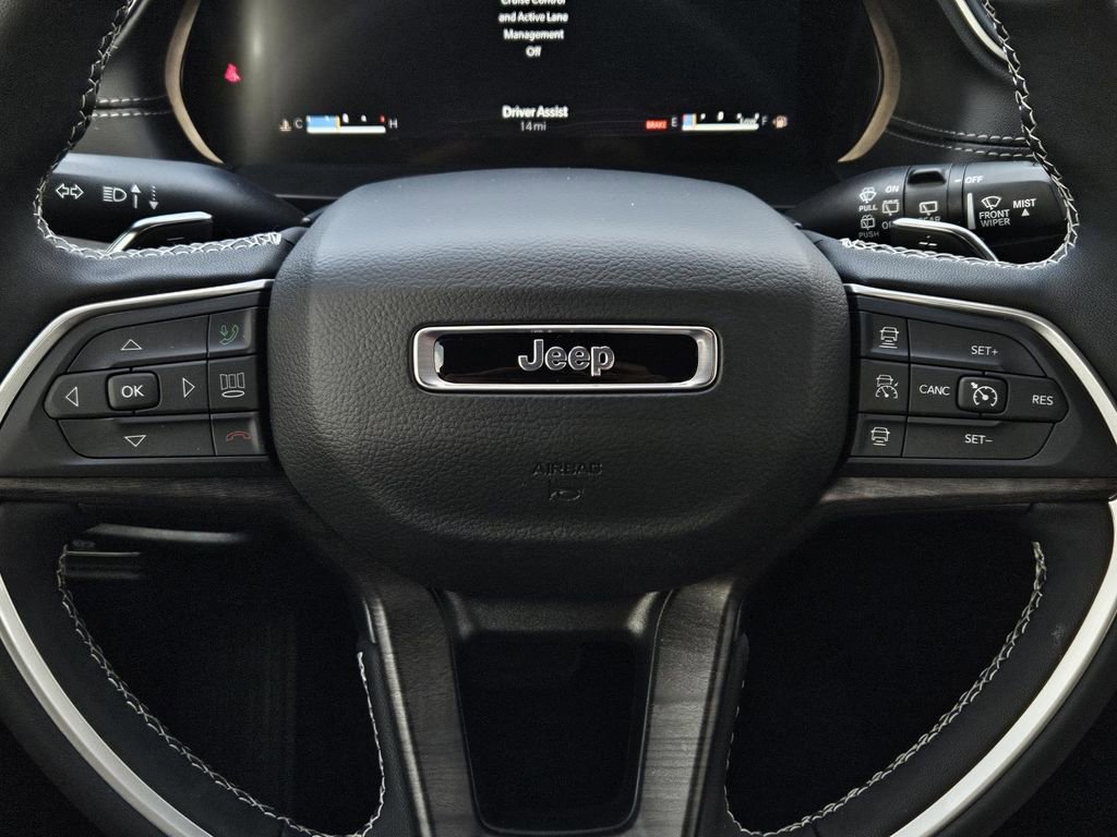 New 2025 Jeep Grand Cherokee Limited image 23