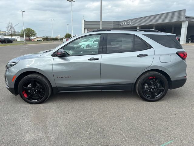 Used 2023 Chevrolet Equinox Premier image 2