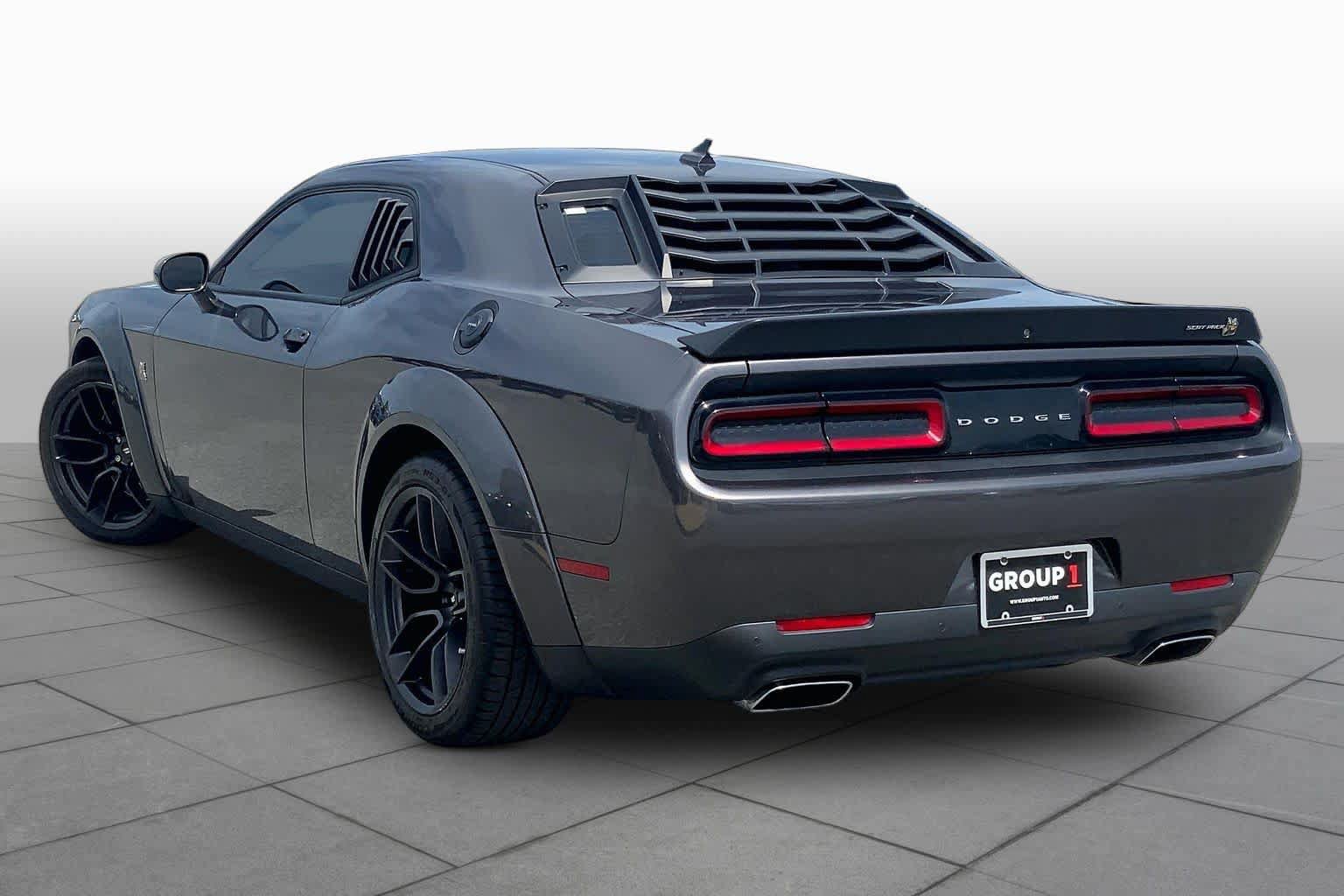 Used 2021 Dodge Challenger R/T Scat Pack RWD image 12