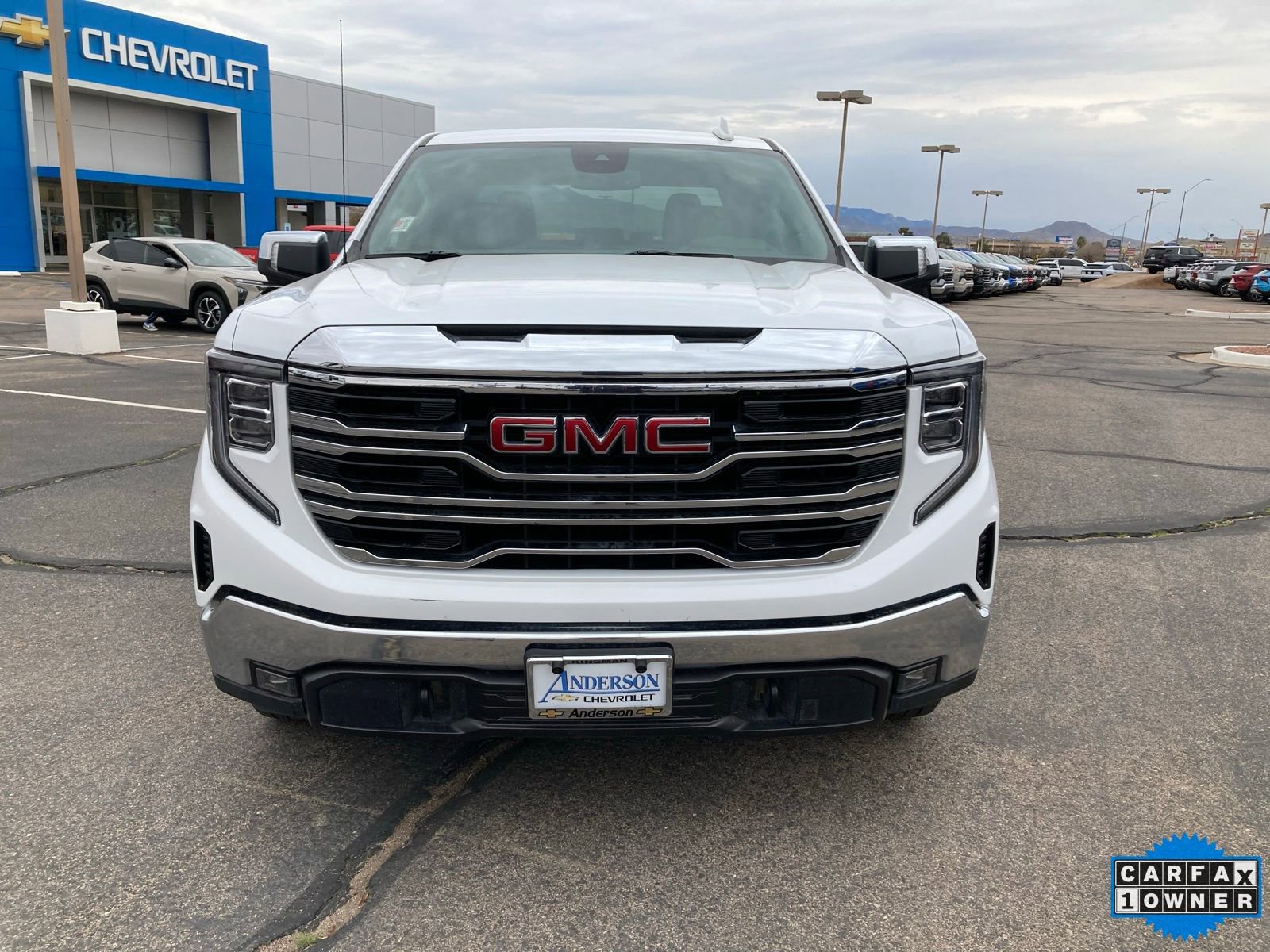 Certified 2024 GMC Sierra 1500 SLT image 2