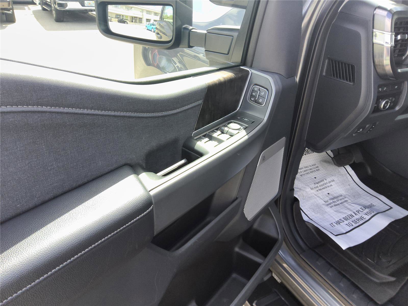 Certified 2024 Ford F350 Lariat w/ Black Appearance Package AWD/4WD image 14