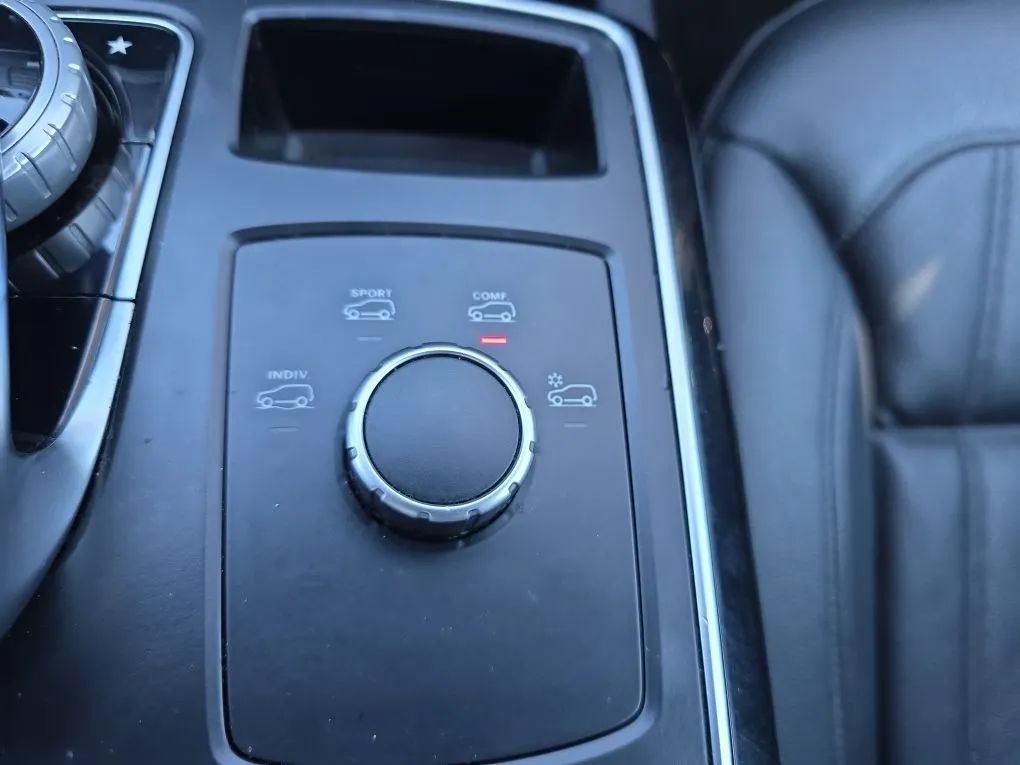 Used 2018 Mercedes-Benz GLE 350 image 34