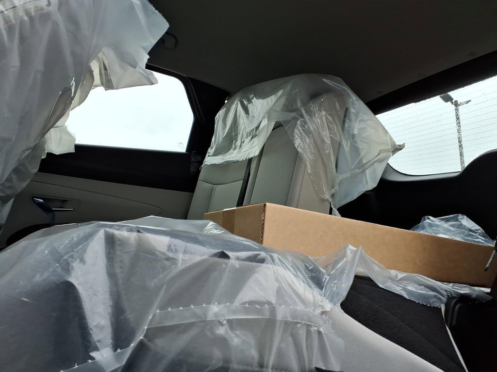 New 2026 Hyundai Tucson SE image 10