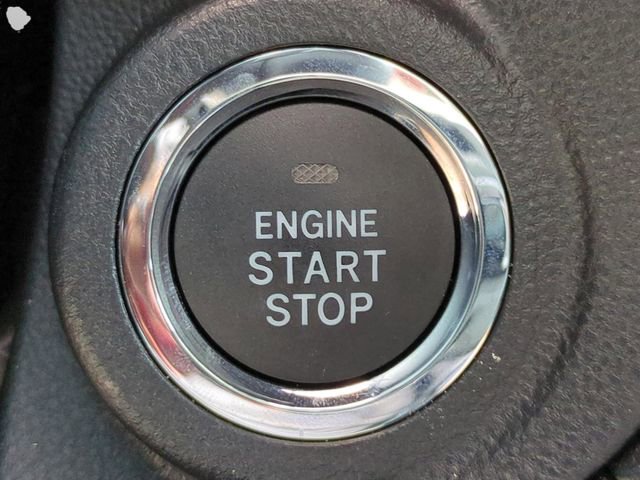 Used 2025 Subaru Outback Touring XT image 10