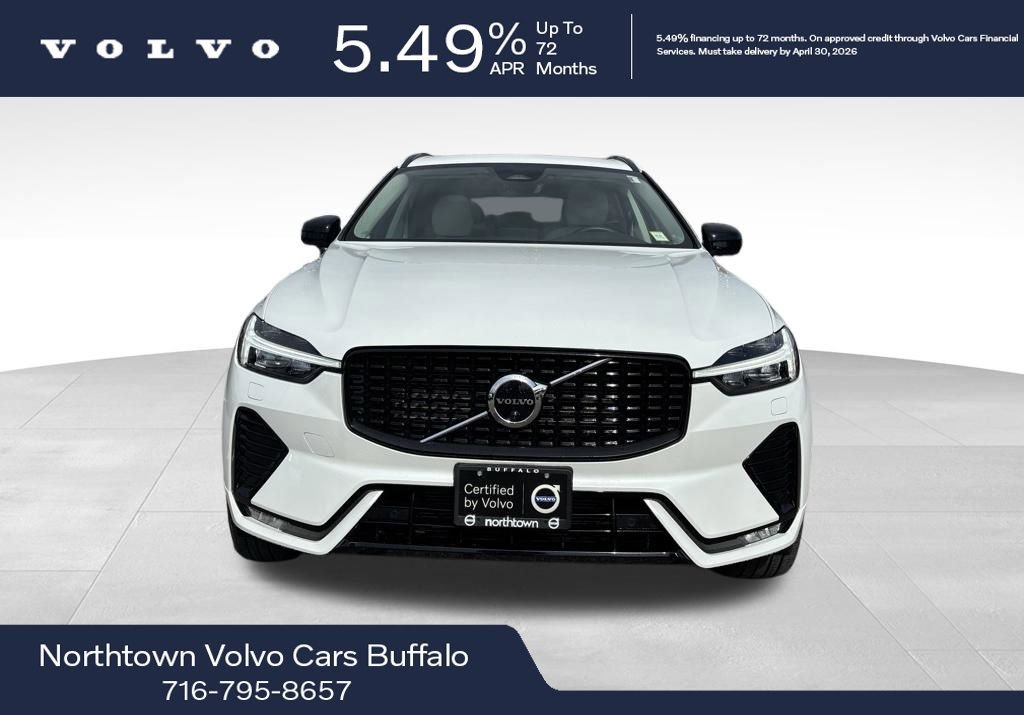 Used 2023 Volvo XC60 B5 Plus w/ Climate Package AWD/4WD image 4