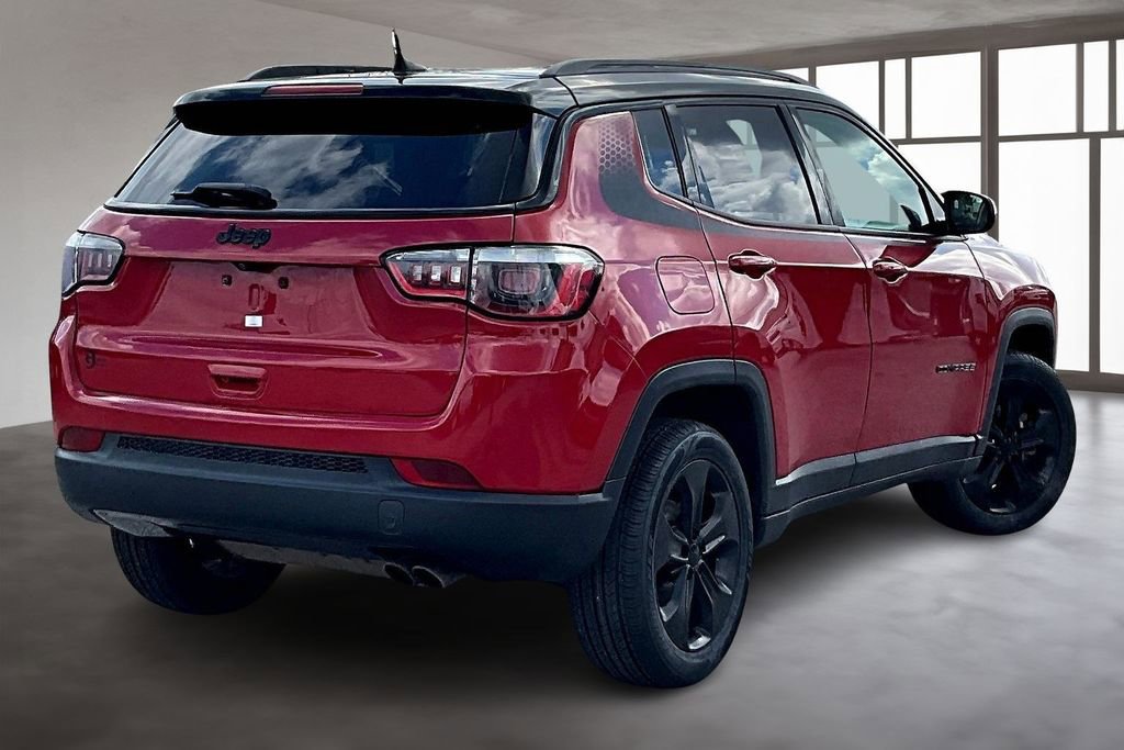 Used 2018 Jeep Compass Latitude w/ Popular Equipment Group image 3