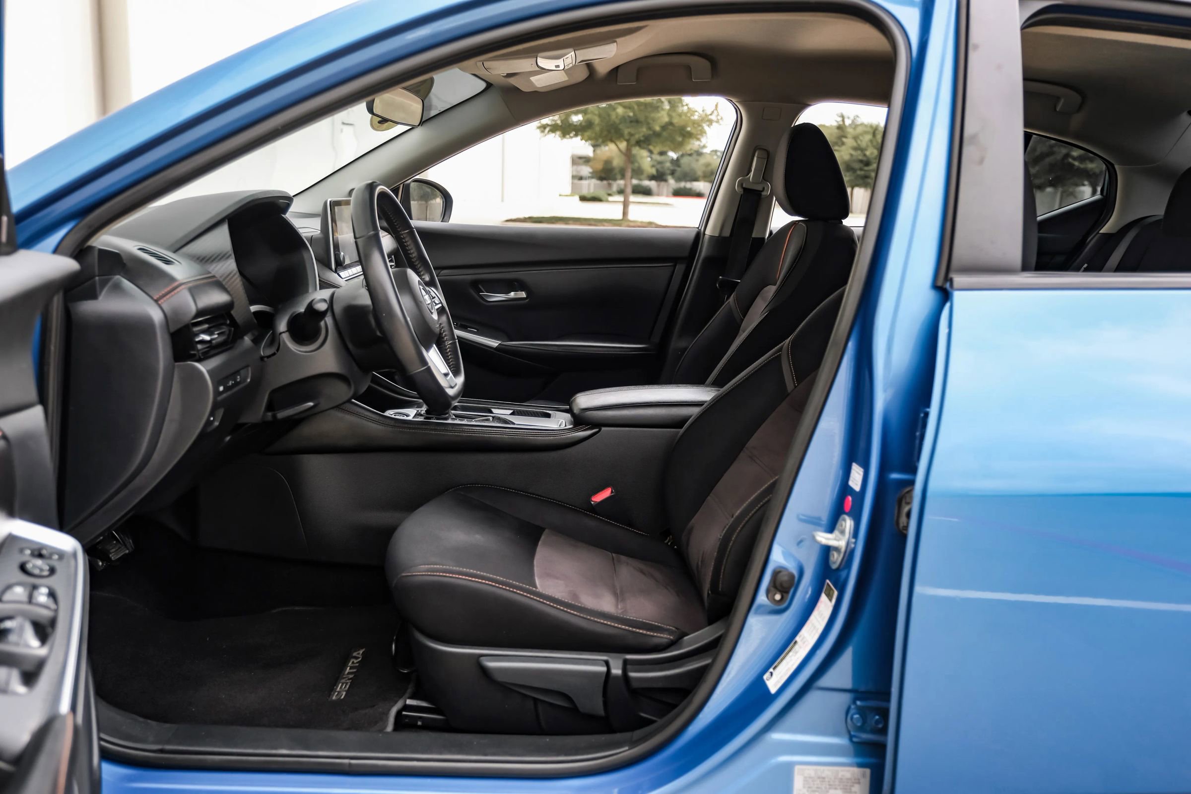 Used 2020 Nissan Sentra SR image 16