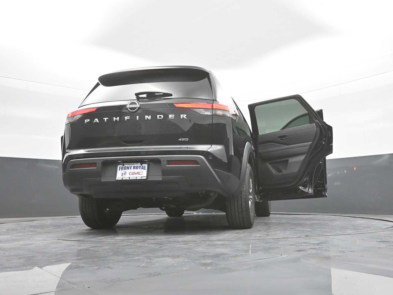 Used 2025 Nissan Pathfinder SV AWD/4WD image 48