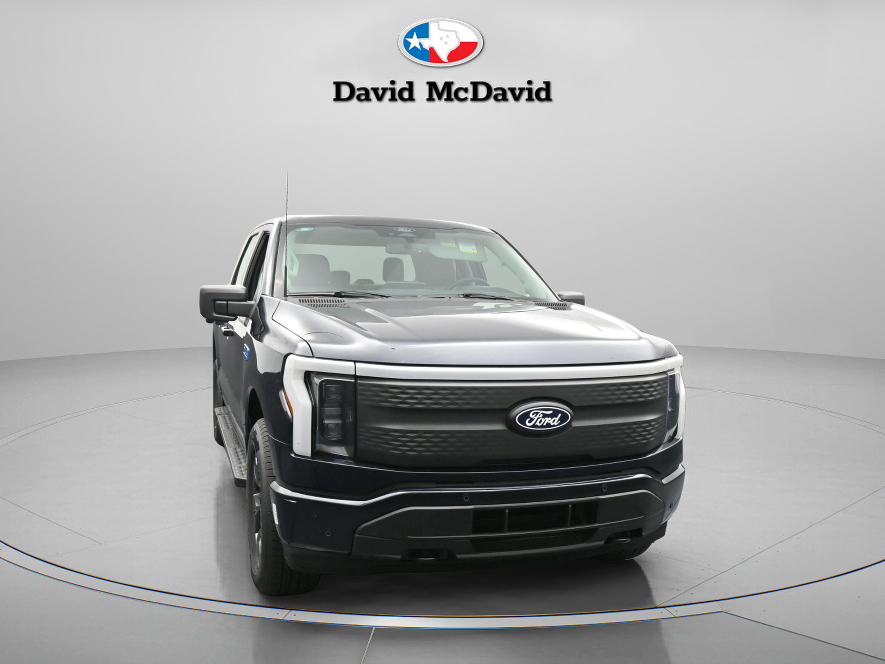 New 2025 Ford F150 Lightning Flash image 28