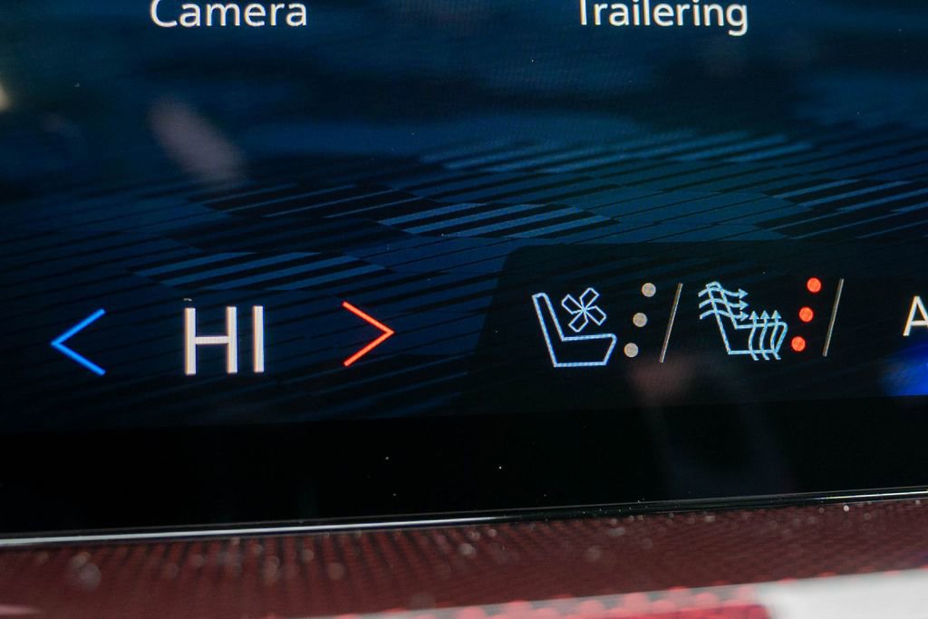 New 2026 Chevrolet Traverse RS image 27