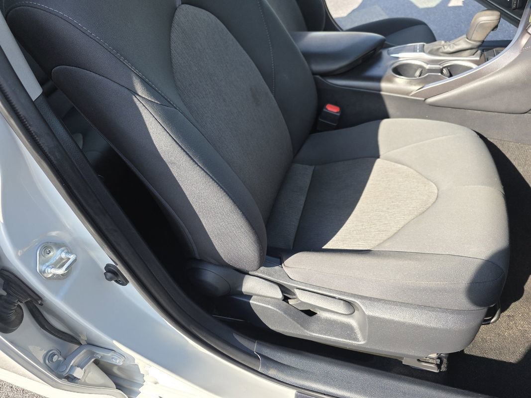 Used 2023 Toyota Camry LE FWD image 14